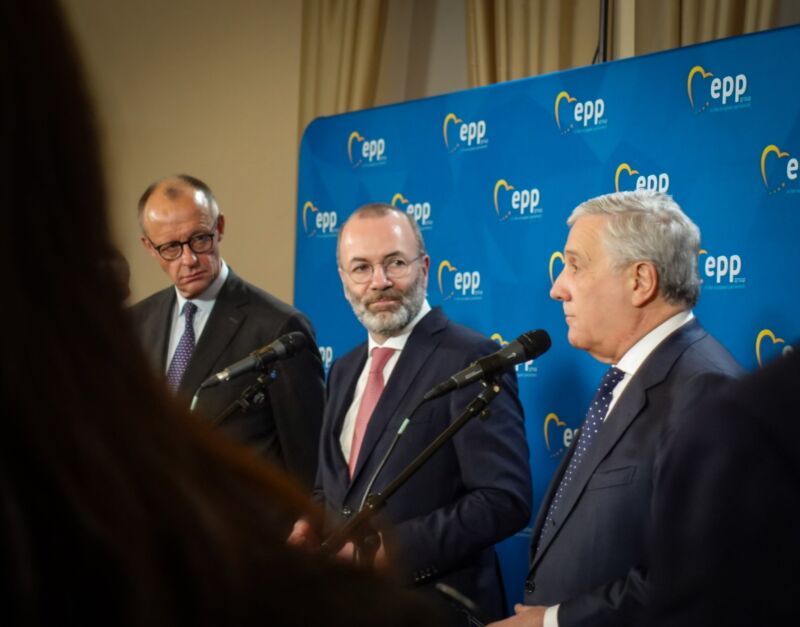 Image for the Tweet beginning: Caro @Antonio_Tajani, felice di averti