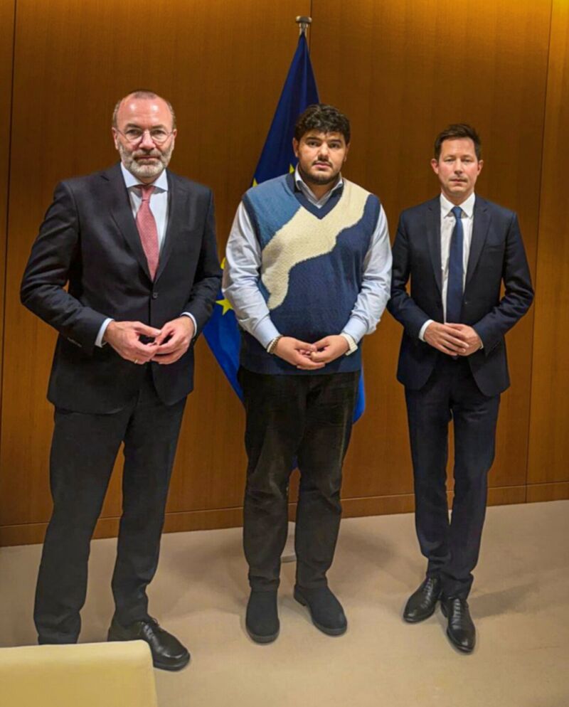 Image for the Tweet beginning: Amine Kessaci, vous nous donnez