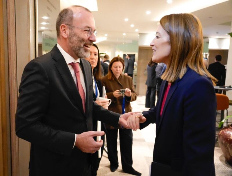 Image for the Tweet beginning: Energy, vision, strong EPP Group